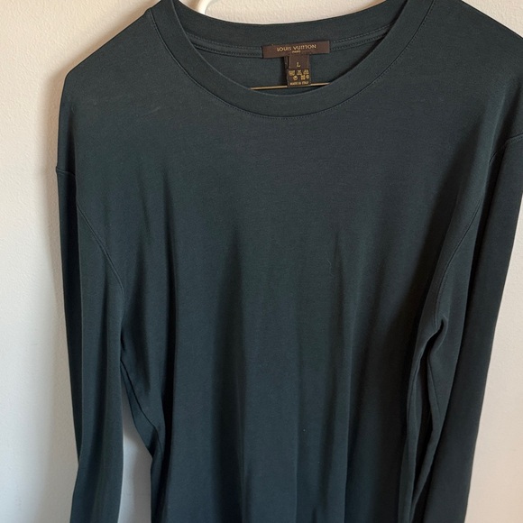 Louis Vuitton Men's Deep Charcoal Long Sleeve Tee - never worn